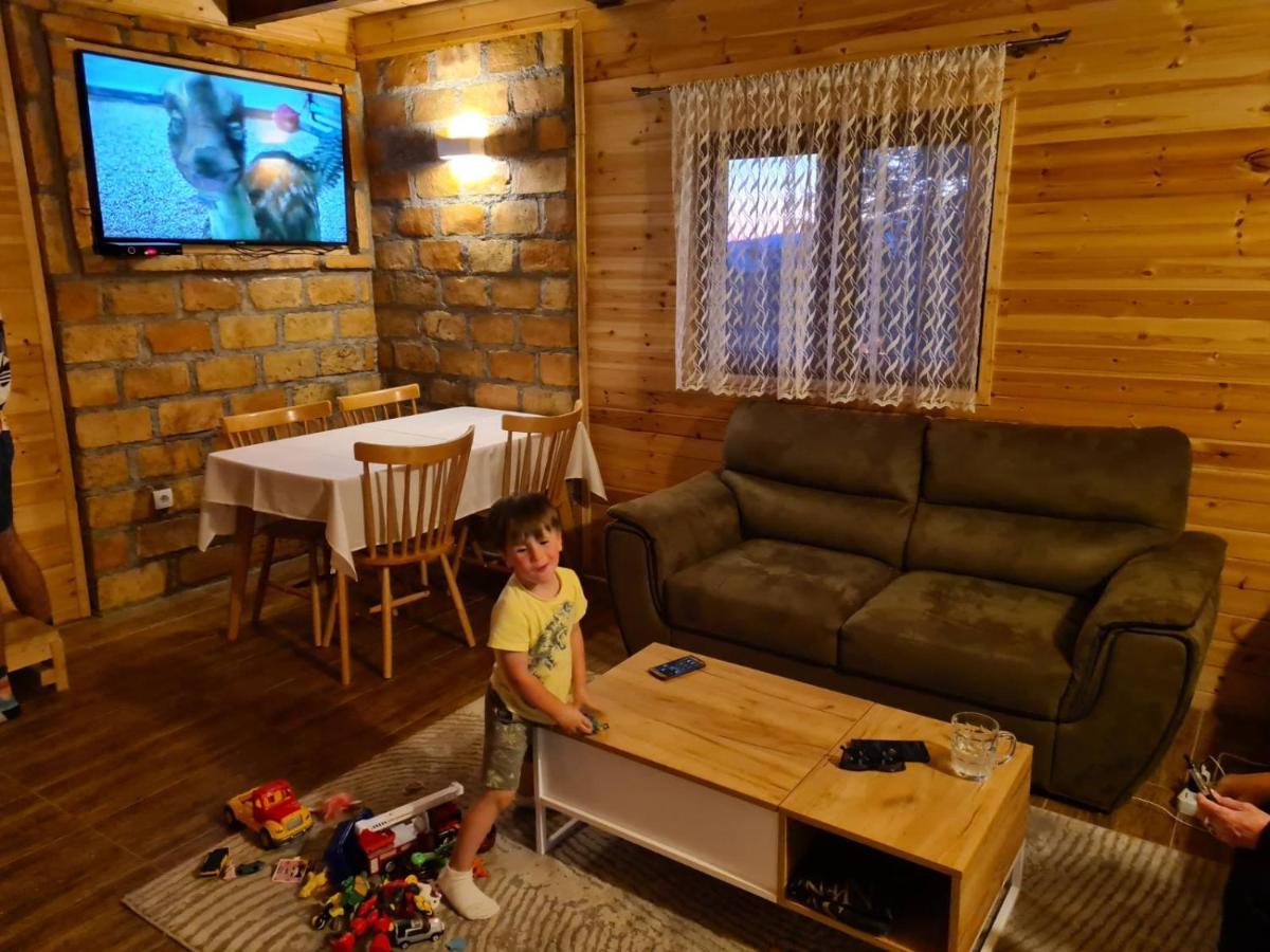 Вилла Gold Hill Sekulic Экстерьер фото